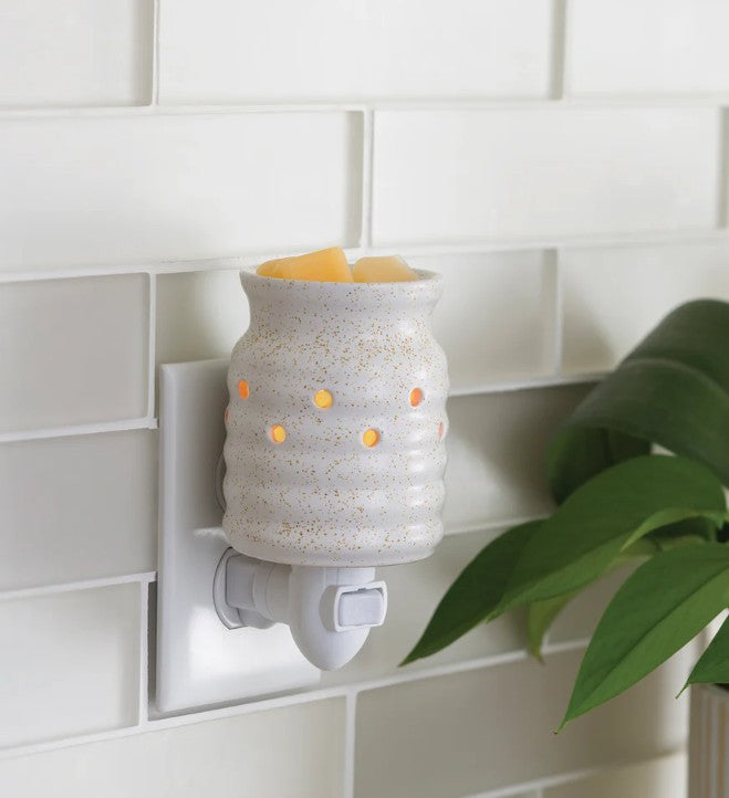 Pluggable Wax Warmer | Farmhouse