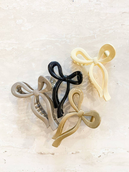 Glossy Bow Claw Clips