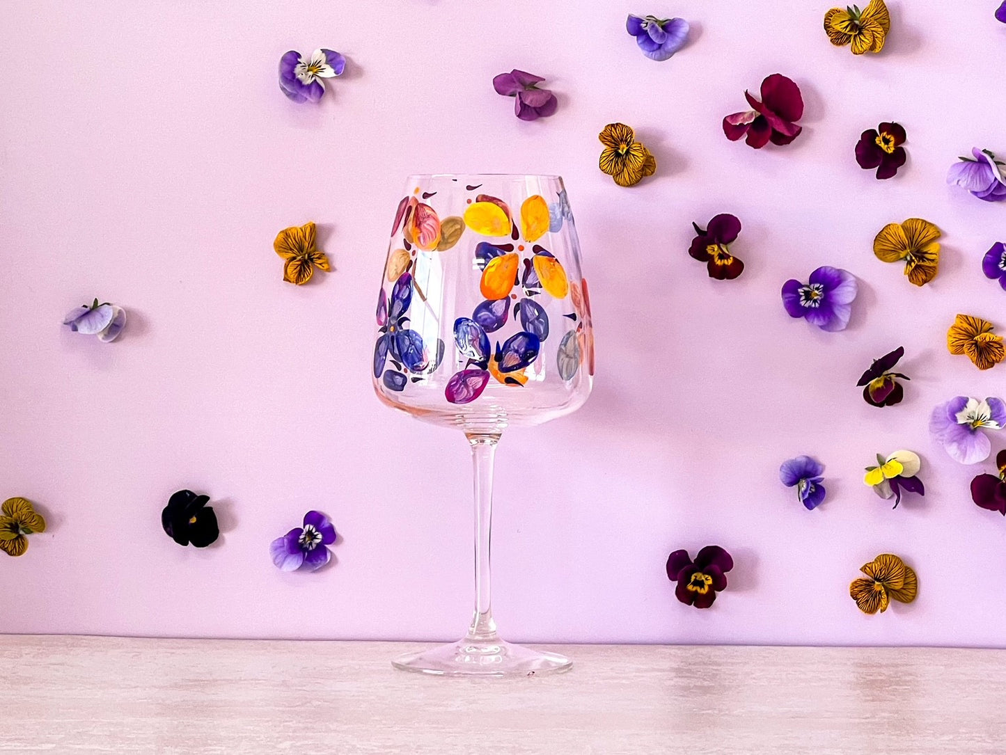 Hand-painted Wine Glass | Viola