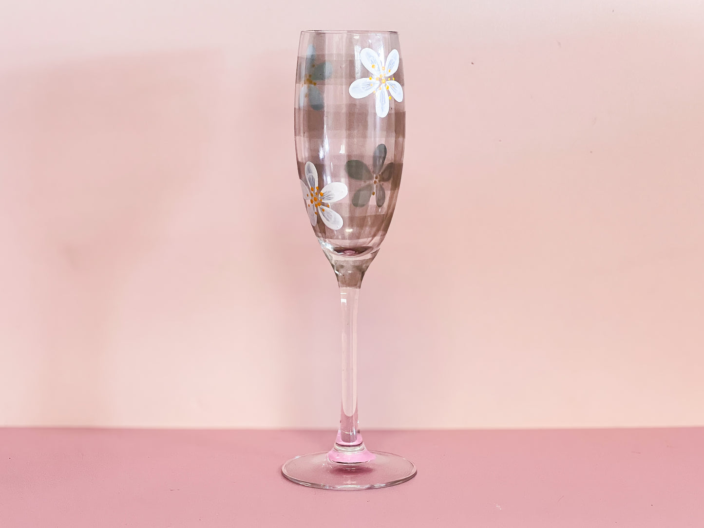 Hand-painted Flute Glass | Daisy/Frosted Gingham