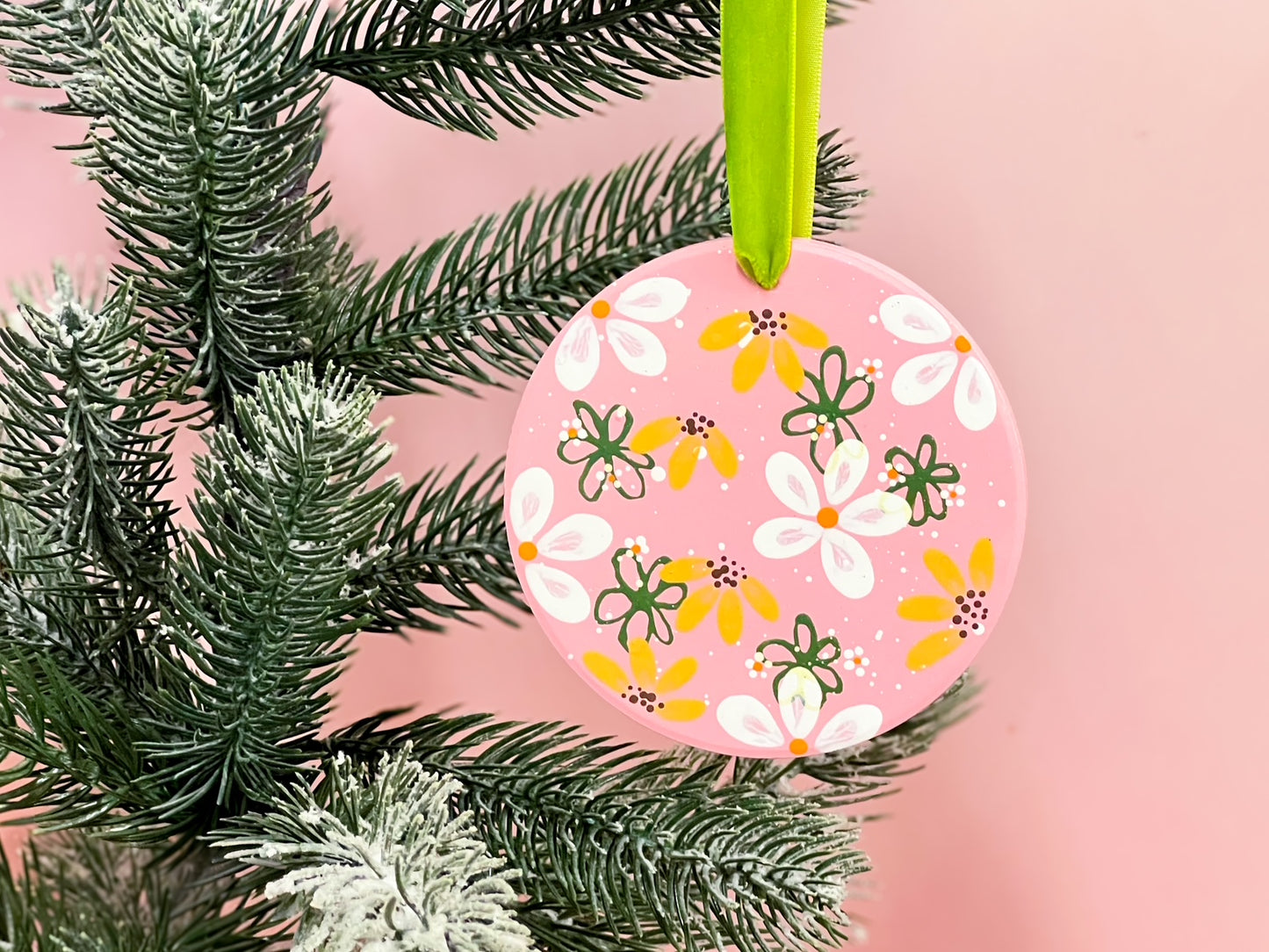Hand-painted Ornament | Twinkle