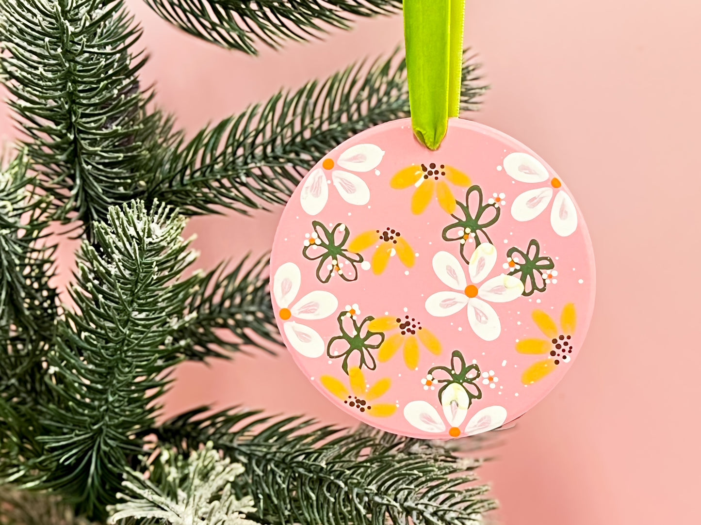 Hand-painted Ornament | Twinkle