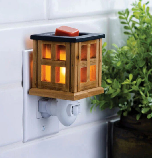 Pluggable Wax Warmer | Wood Lantern