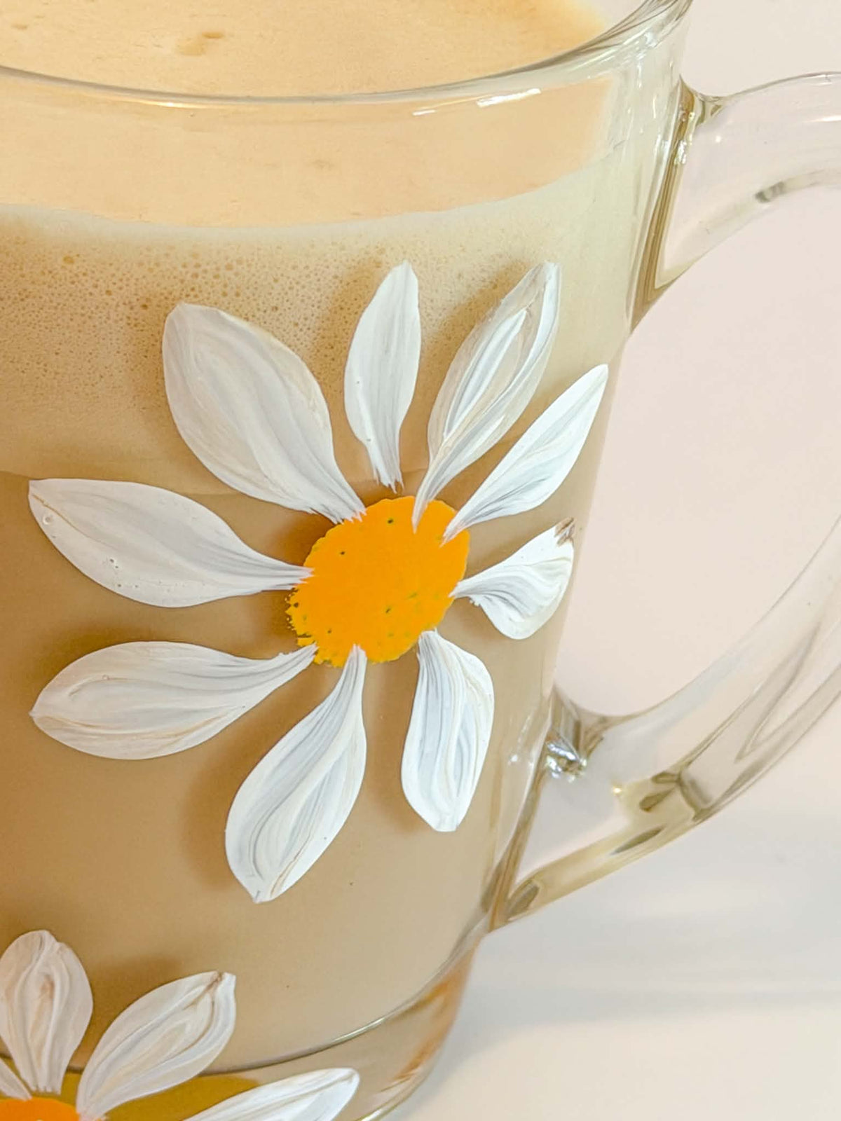 Hand-painted Coffee Mug - Daisy