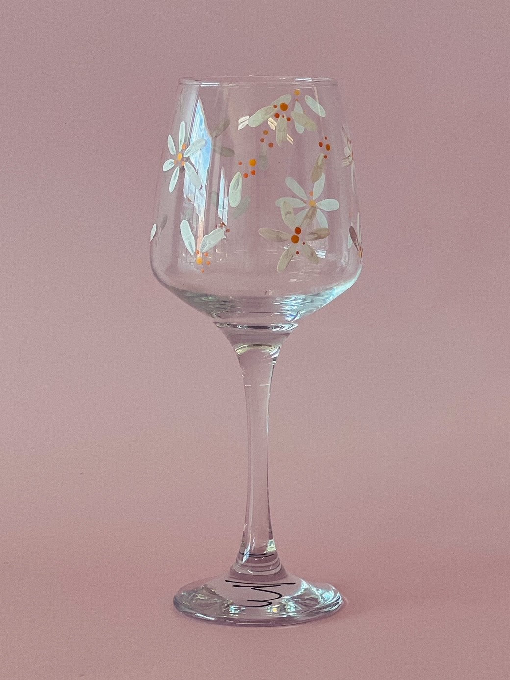 Hand-painted Wine Glass | Daisy Florals - White